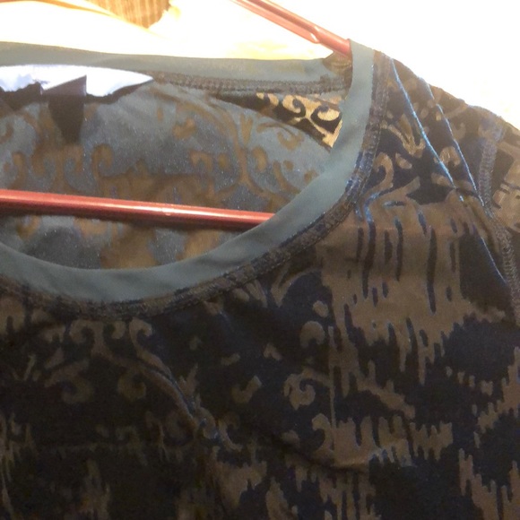 VERA WANG jaquard Blue velvet cut out top - Picture 2 of 8